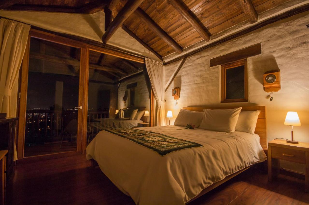 Ilatoa Lodge Quito Exterior photo