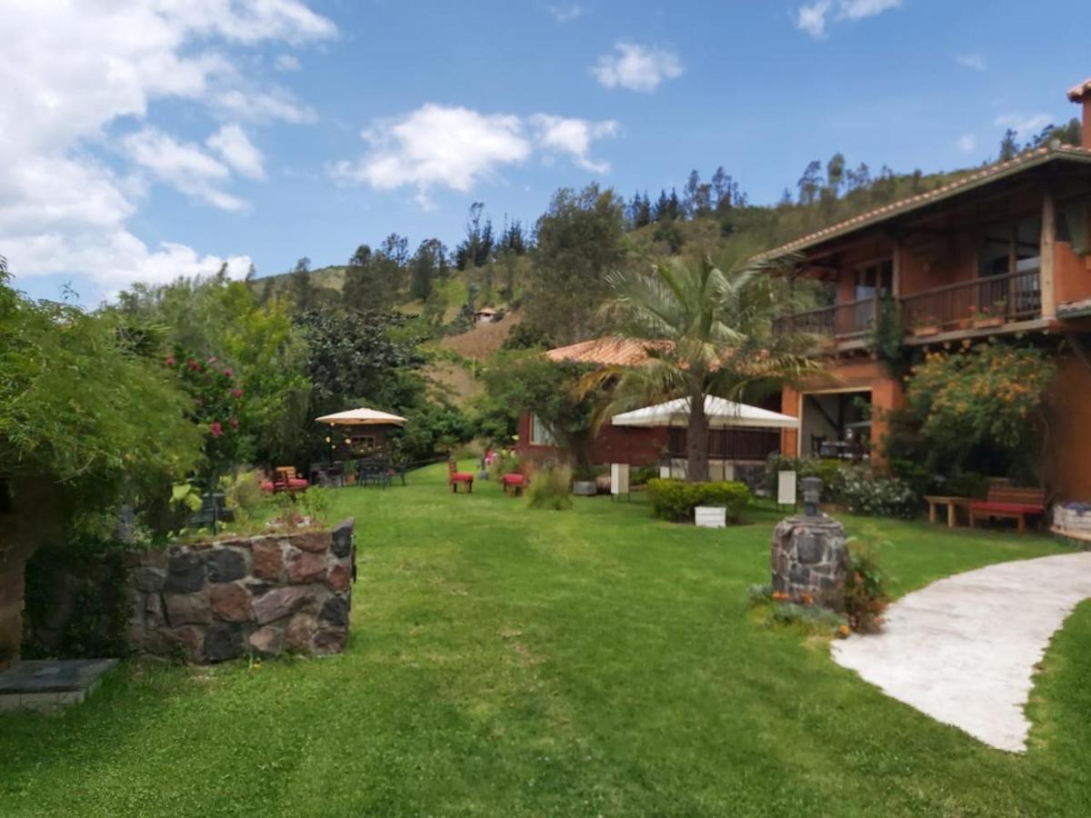 Ilatoa Lodge Quito Exterior photo