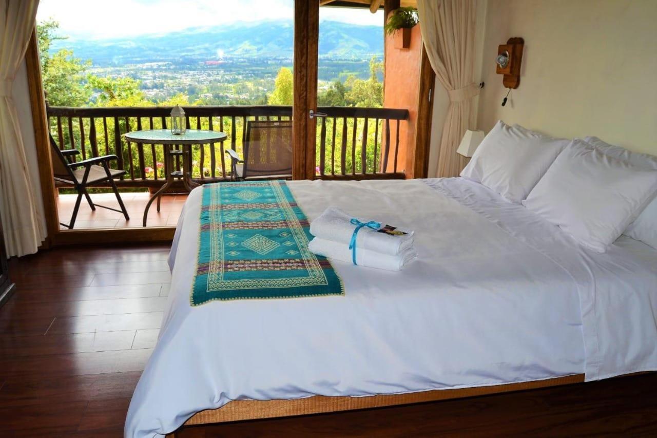Ilatoa Lodge Quito Exterior photo