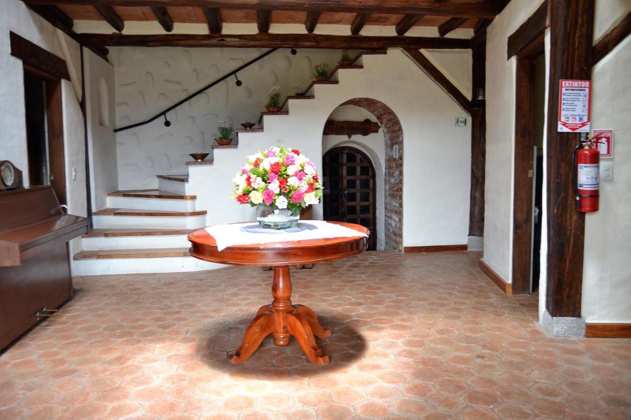 Ilatoa Lodge Quito Exterior photo